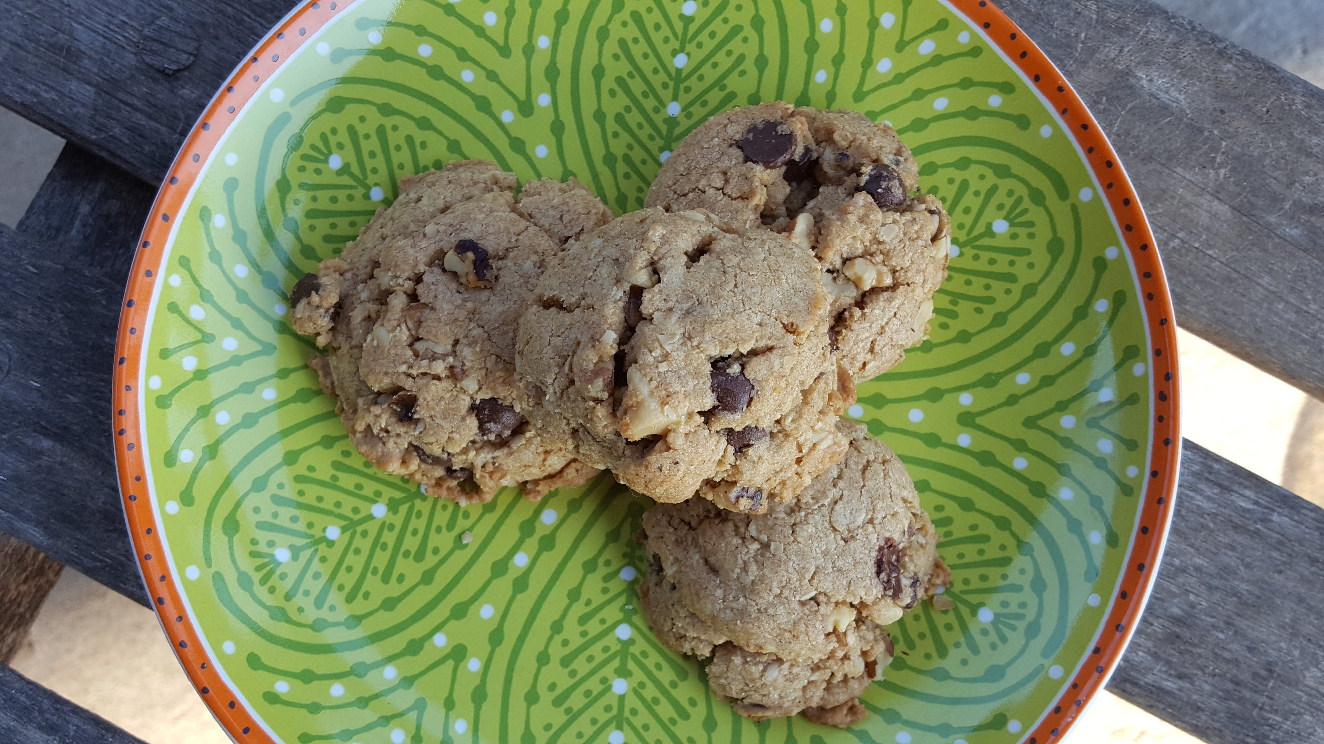 Whole Wheat Cardamom Chocolate Chip Cookies « Eliot's Eats