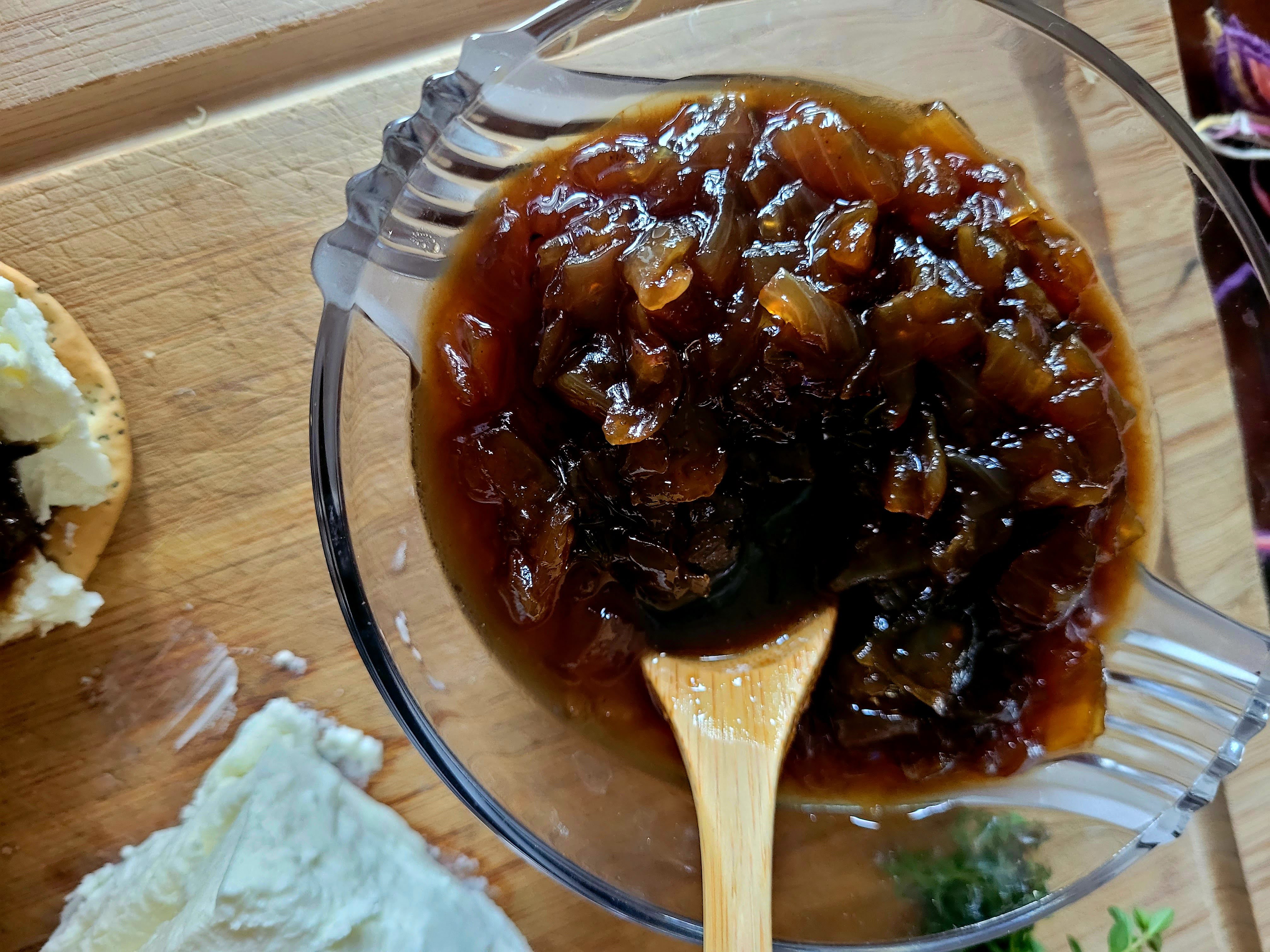 Caramelized OnionBourbon Jam for Glass Onion « Eliot's Eats
